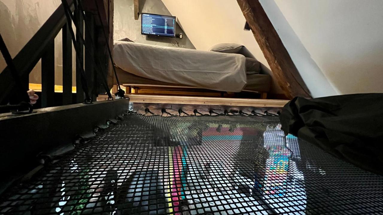Capsule Art Deco - Jacuzzi - Netflix - Home Cinema - Arcade De Jeux & Nintendo Switch - 2 Chambres - Filet Suspendu Βαλενσιέν Εξωτερικό φωτογραφία